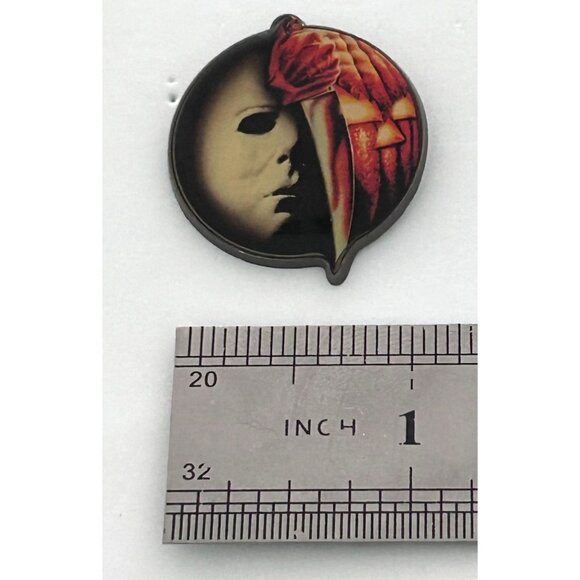 John Carpenters Halloween Lootcrate Horror Enamel Lapel Pin 2016 - Picture 2 of 3